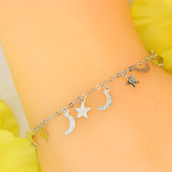 "Minimalist Anklet, Sleek & Modern Design, Women’s Fashion, YC110259-A - Picture 1 of 10